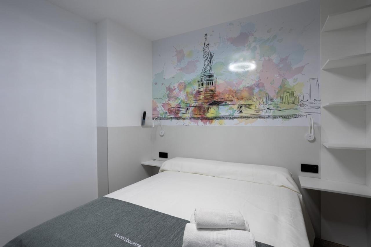 MUNDOBOOKING Centro Levante Benidorm Buitenkant foto
