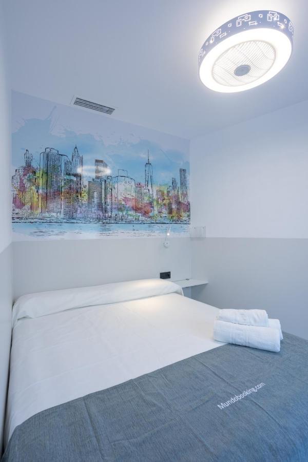 MUNDOBOOKING Centro Levante Benidorm Buitenkant foto